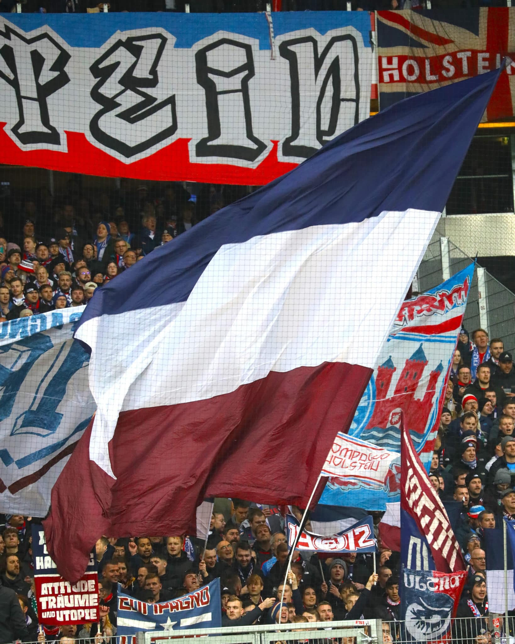 20241109 Holstein Fans in Bremen 02-2