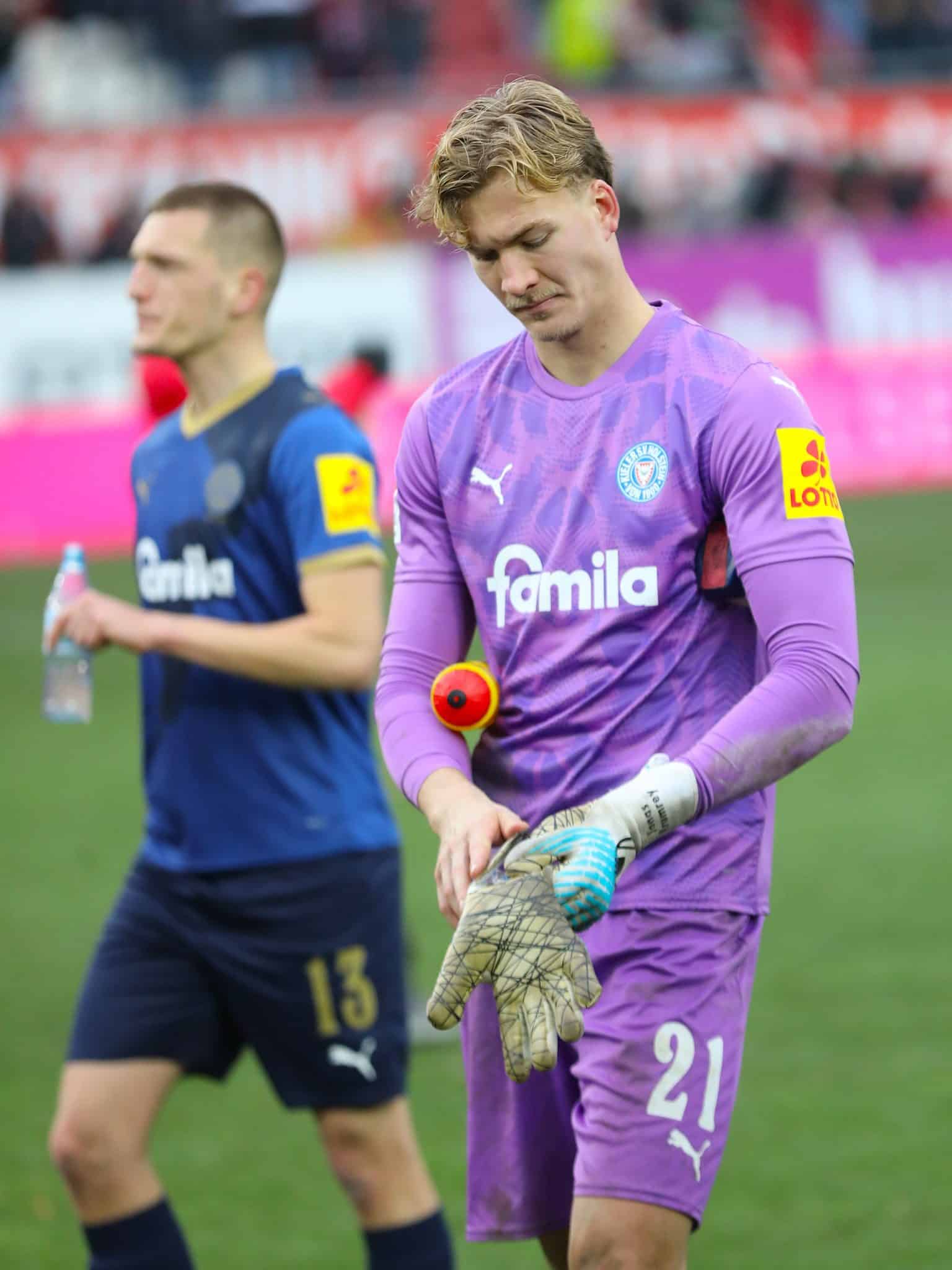 20251123 Enttäuschung bei Holsteins Keeper Jonas Krumrey
