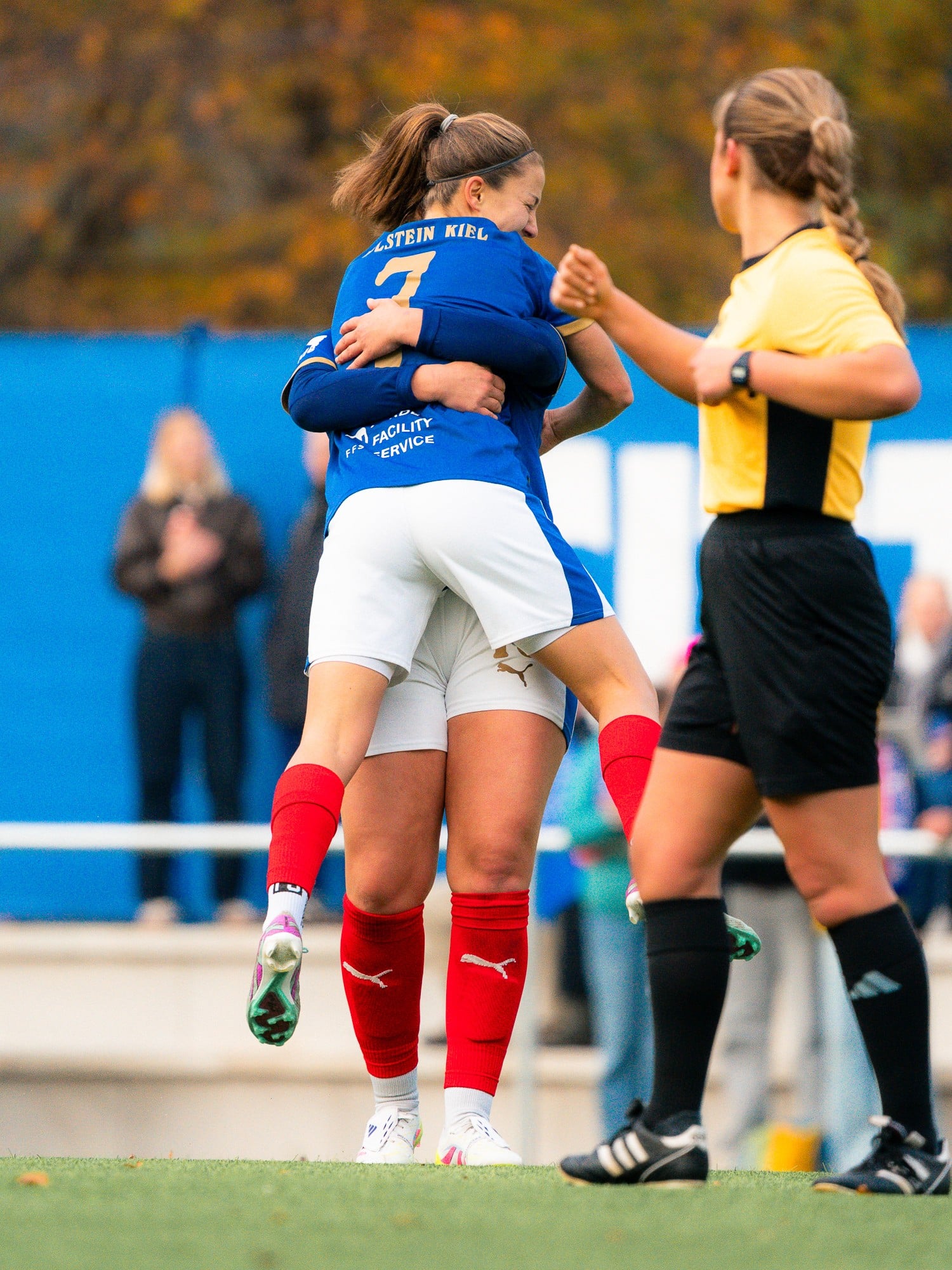 20251109_KSVHolsteinWomen-vs-ATSBuntentor_HZ1_NH
