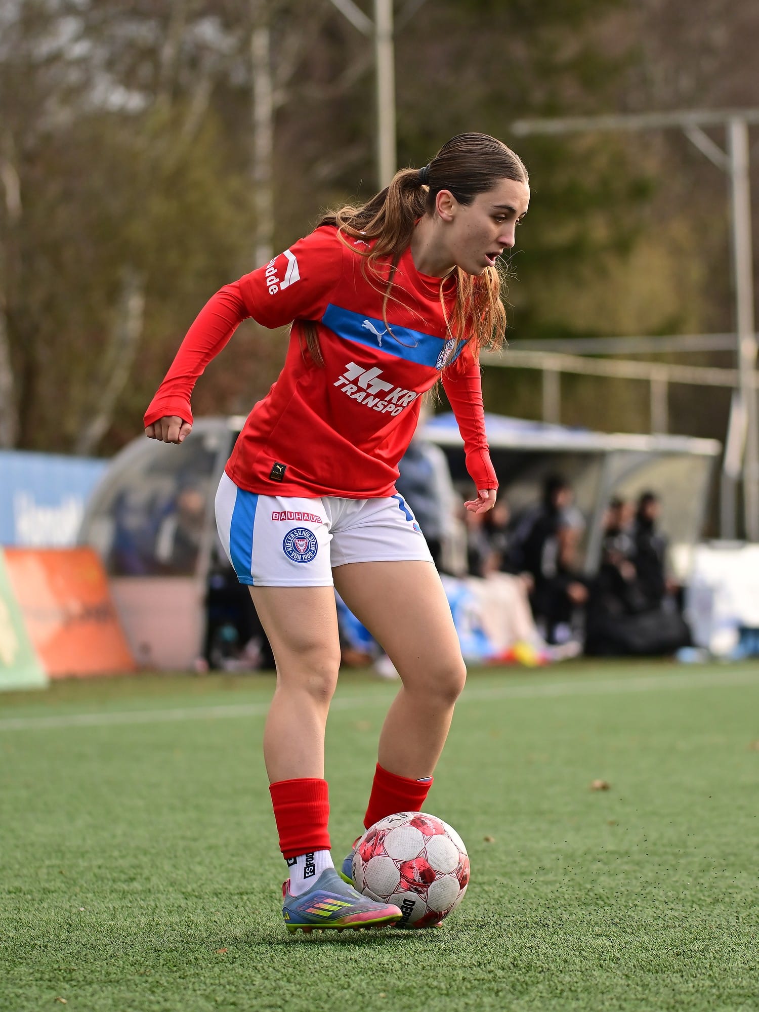Fußball I Frauen I Saison 2025-2026 I Regionalliga Nord I 11. Spieltag I Hamburger SV U20 - Holstein Kiel