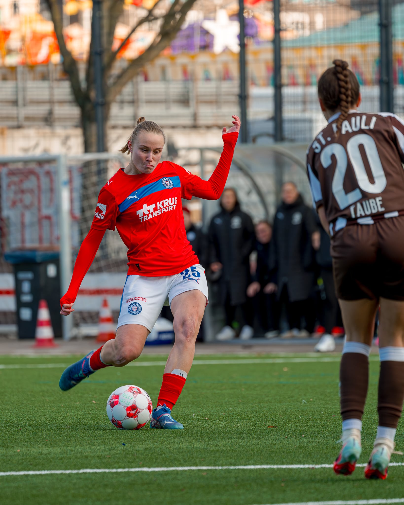 Holstein Women - Pause -3