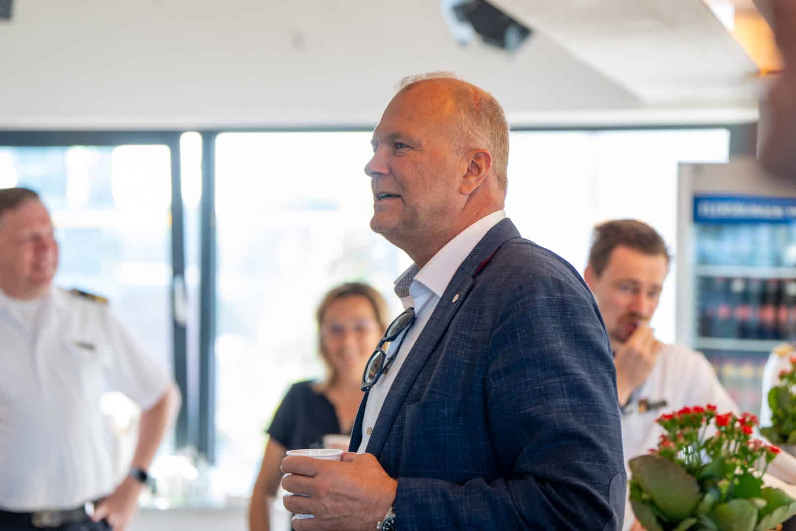 Die Marine zu Gast bei der KSV Holstein.