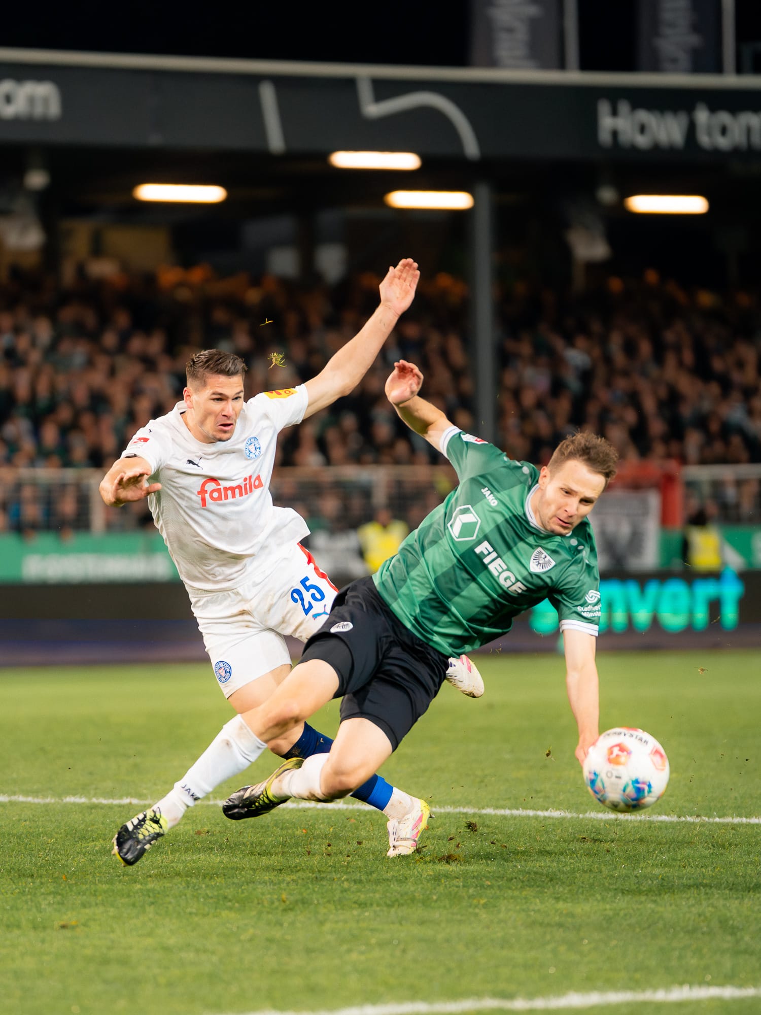 SC Preußen Münster gegen KSV Holstein am 31. Oktober 2025 im LVM-Preußenstadion, Münster. Anstoß 18:30 Uhr, 2. Bundesliga, 11. Spieltag.