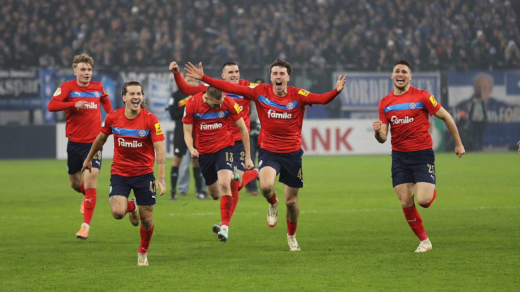 Auf und Ab in Liga 2 mit besonderen Pokalmomenten: Der Rückblick auf 2025 (Teil 2)