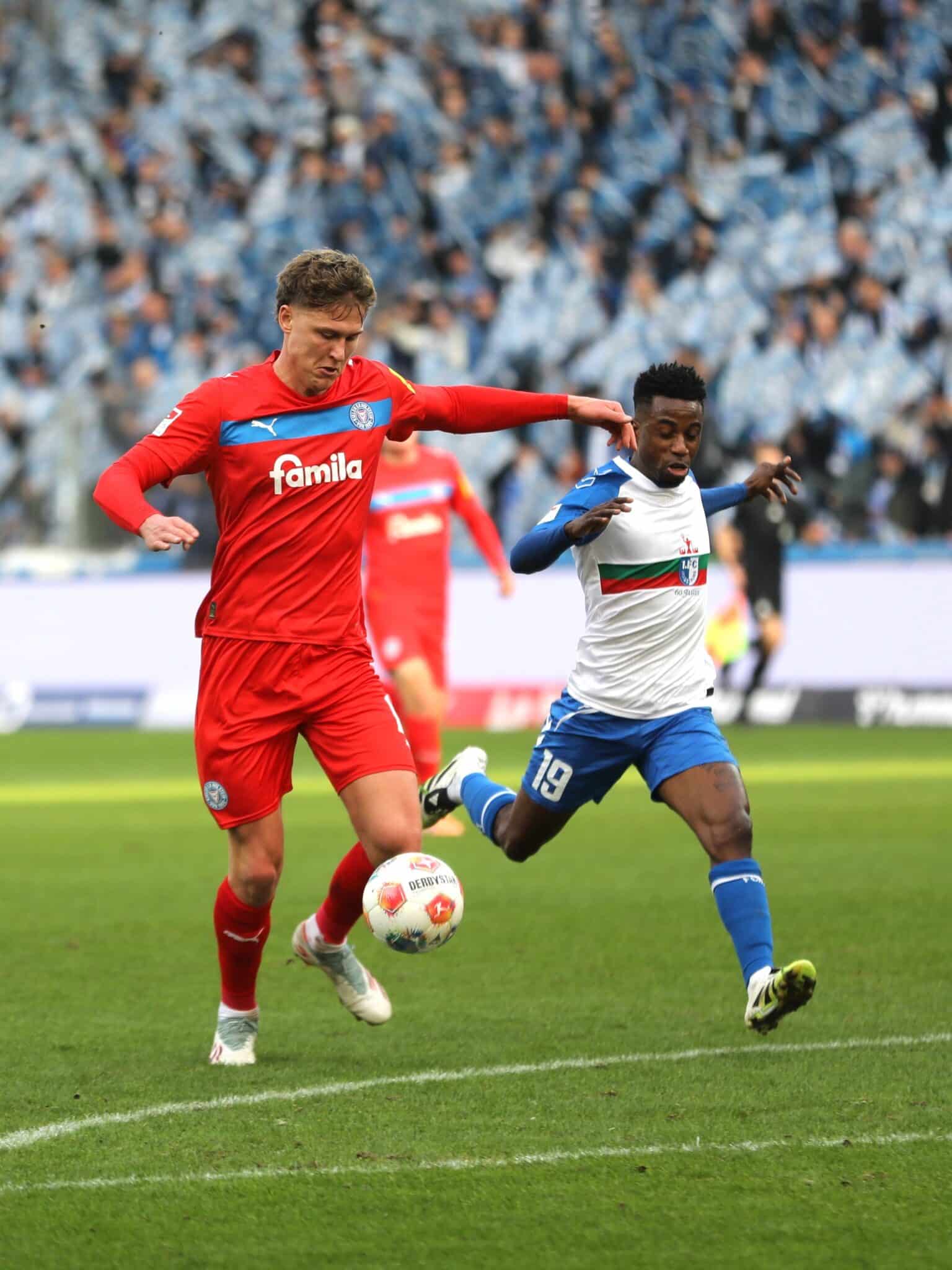 20251213 Kiels Harres gegen Magdeburgs Musonda