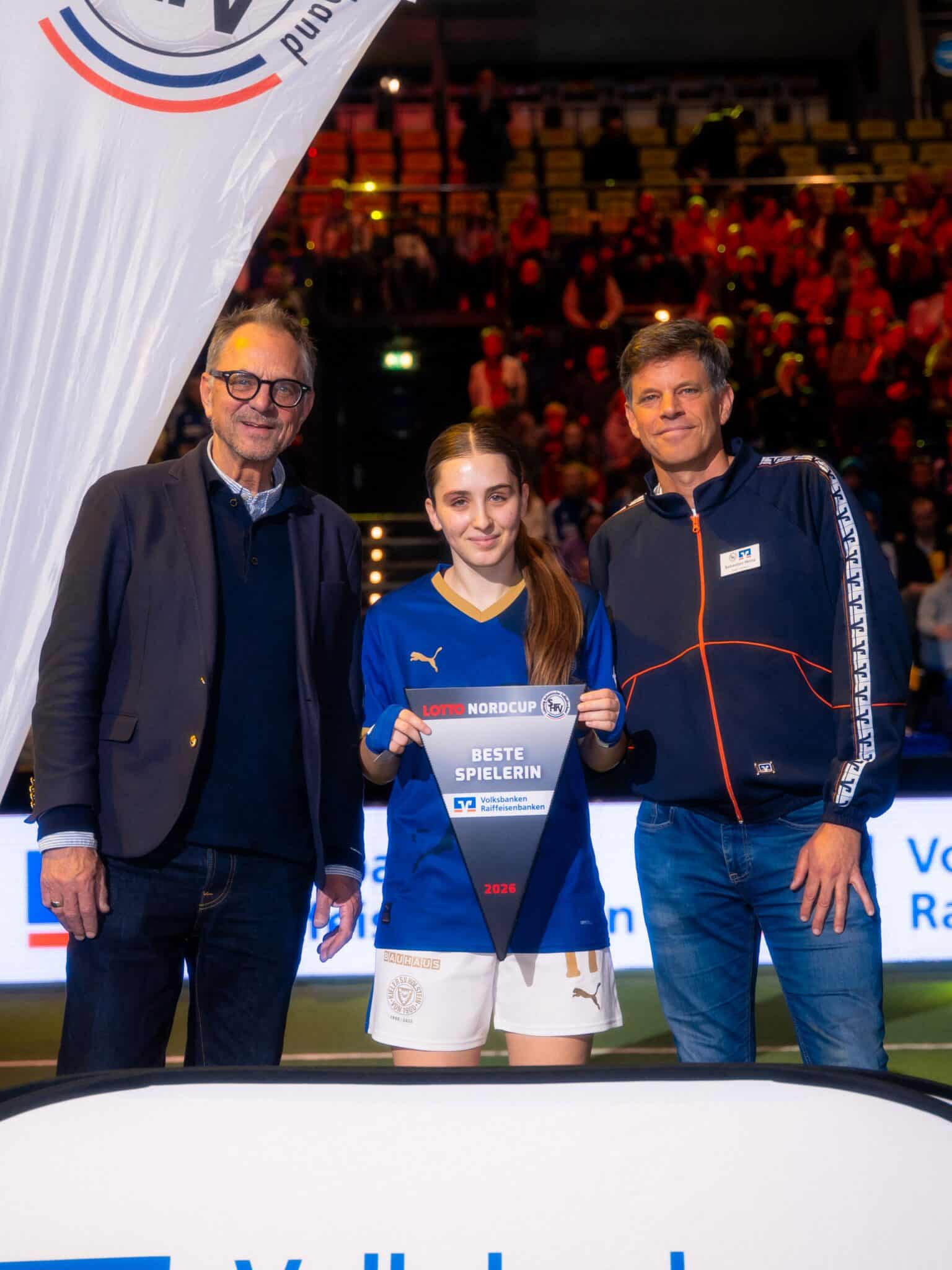 Holstein Women Stürmerin Arjela Lako wurde als beste Spielerin des LOTTO NORDCUPS 2026 ausgezeichnet. Herzlichen Glückwunsch! 🙌