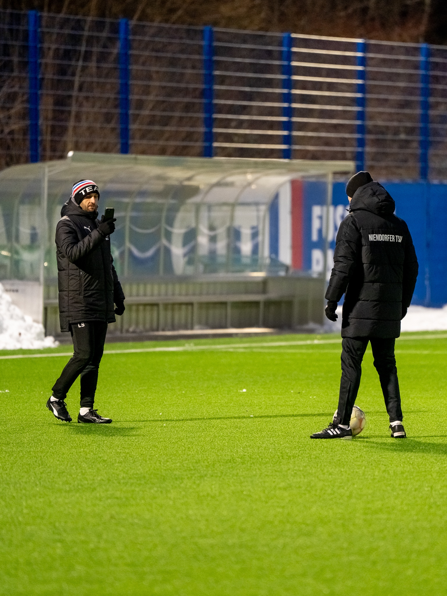 Veranstaltung im CITTI-Fußball-Park: Linus Schewior hat im Rahmen seiner A+-Lizenz an einer Fortbildung des Bund Deutscher Fußball-Lehrer mit Theorie & Praxis teilgenommen. ⚽️📚