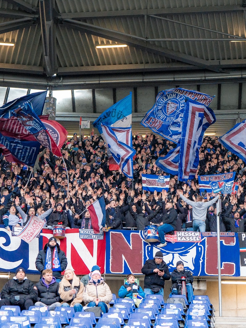 Mit euch durch dick und dünn: Mehr als 2.200 Schlachtenbummler begleiteten unsere Störche nach Hannover. Danke für euren Support! 🔵⚪🔴
