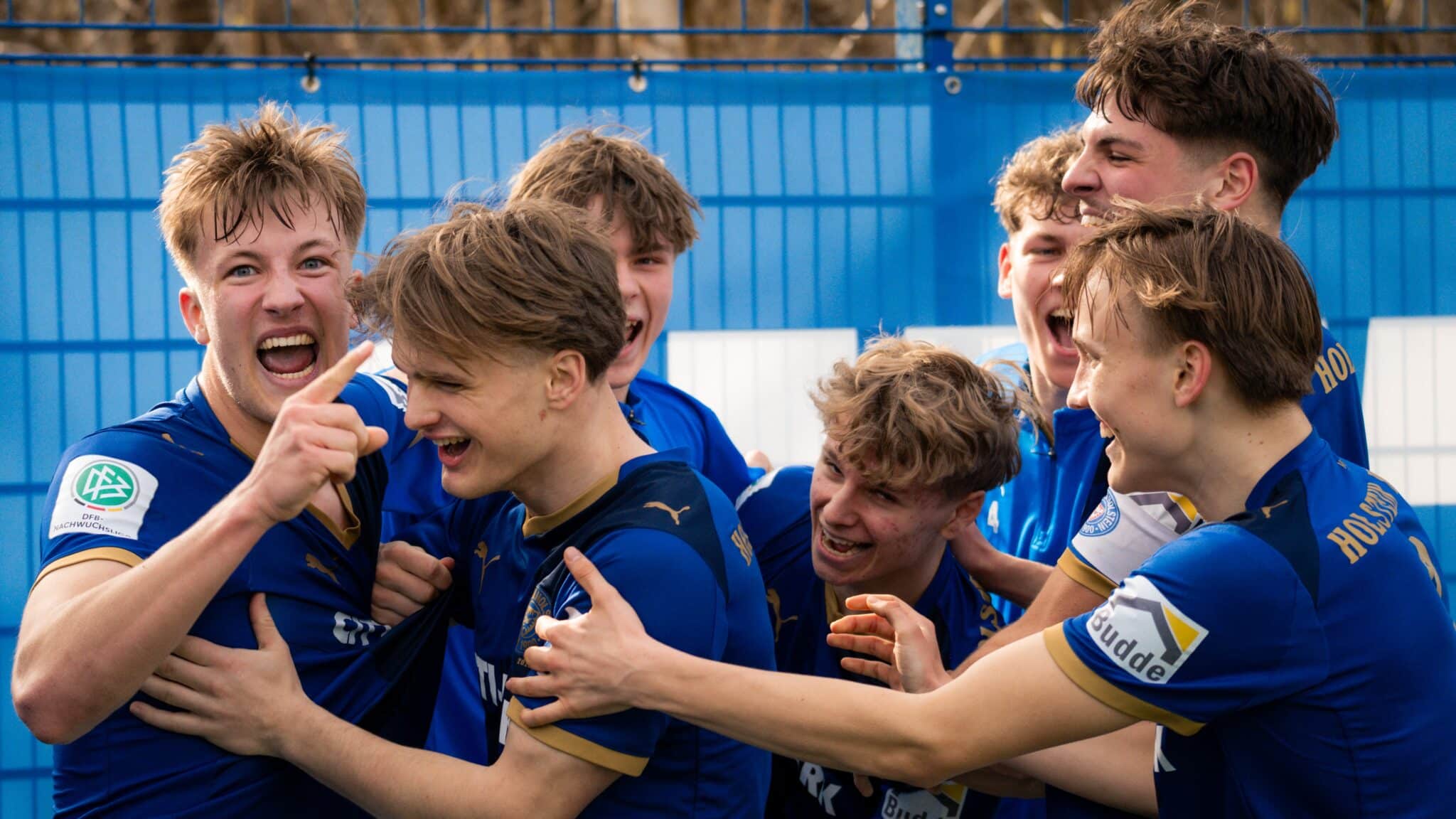 U19 holt Comeback-Sieg gegen Augsburg | U17 unterliegt beim FCM