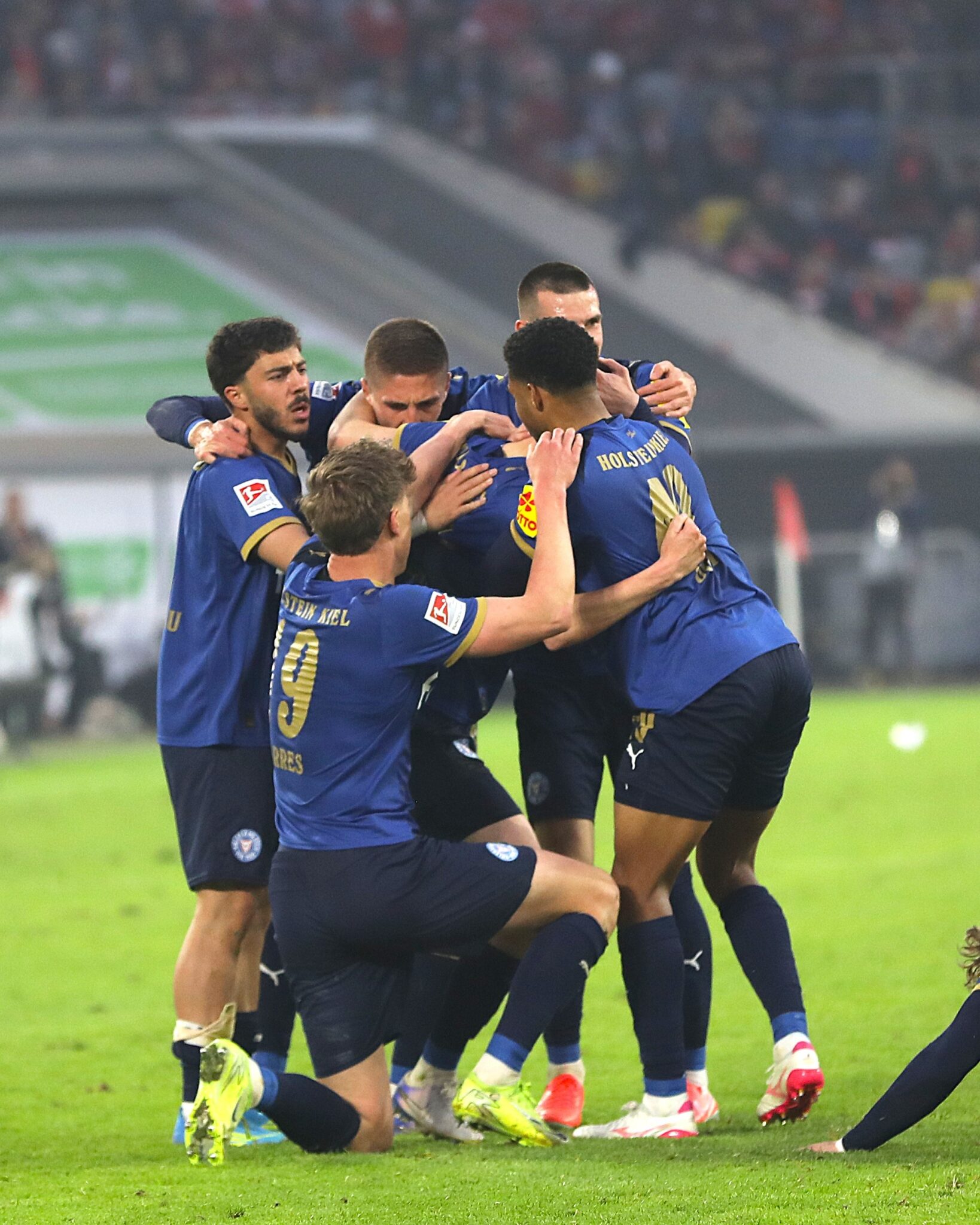 20260410 Holstein feiert die erneute Führung