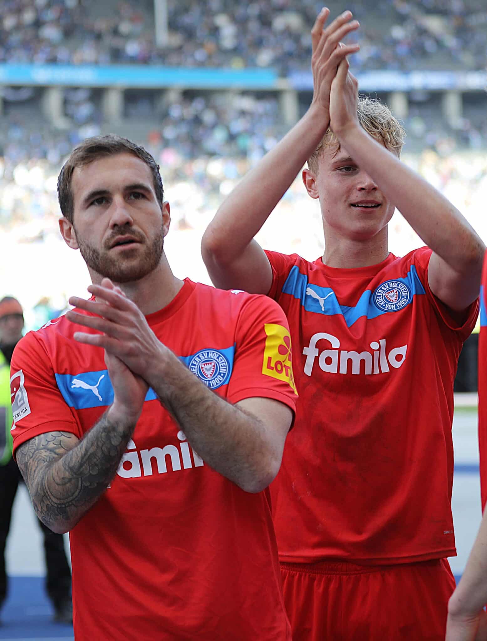 20260425 Komenda und Davidsen nach dem Sieg in Berlin