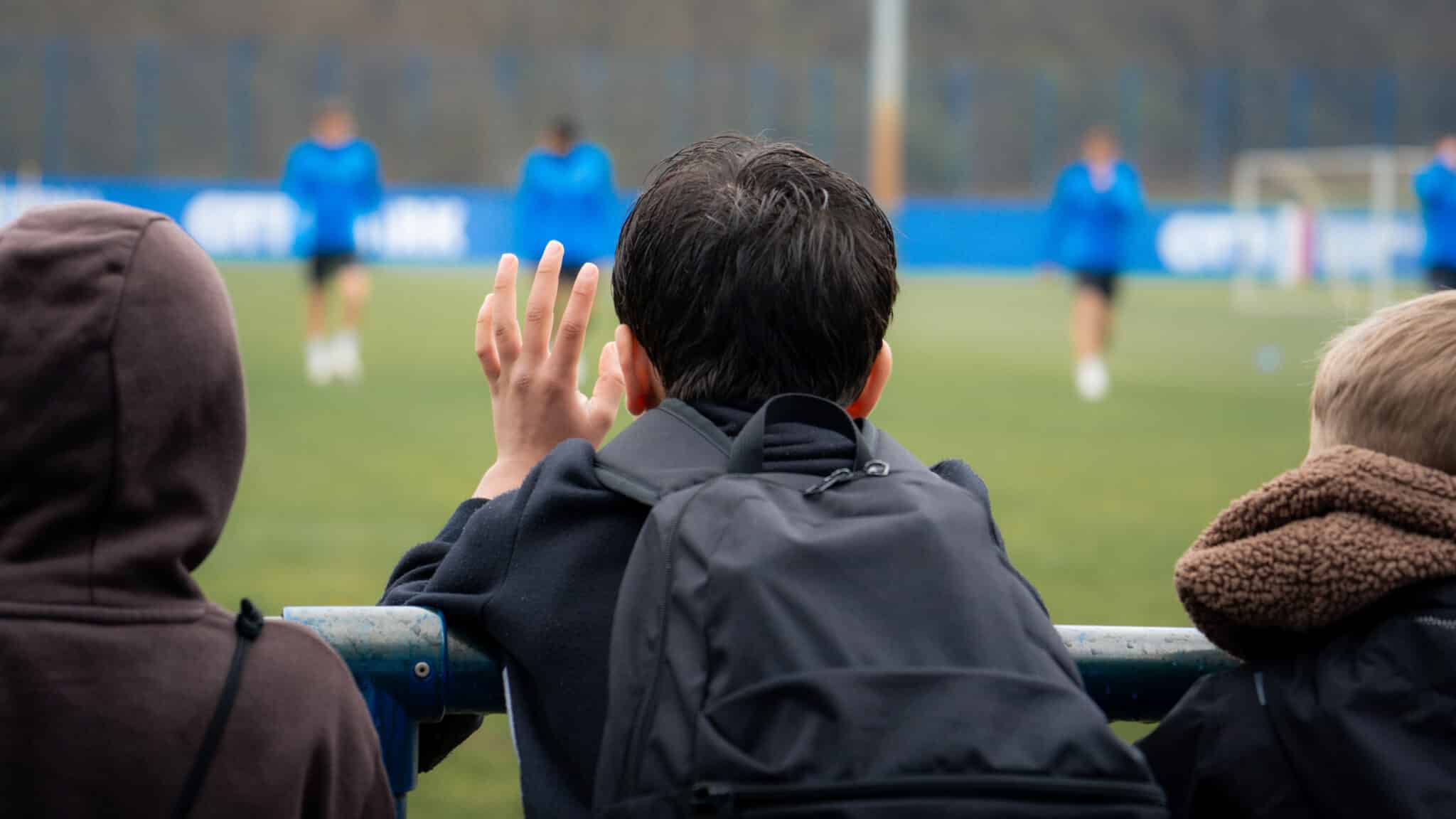 Bild zum Artikel: Projektpatenkinder von „Fußball trifft Kultur“ besuchen CITTI FUSSBALL PARK 