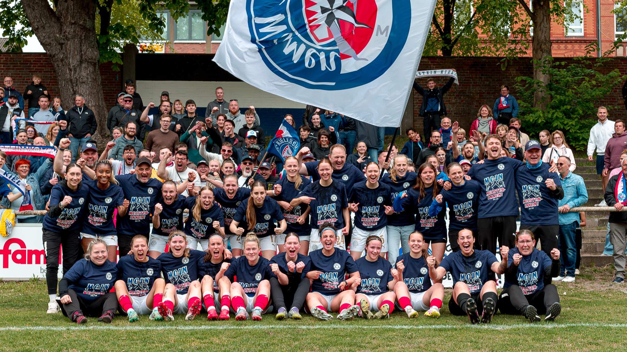 Bild zum Artikel: Holstein Women feiern Meisterschaft der Frauen-Regionalliga Nord