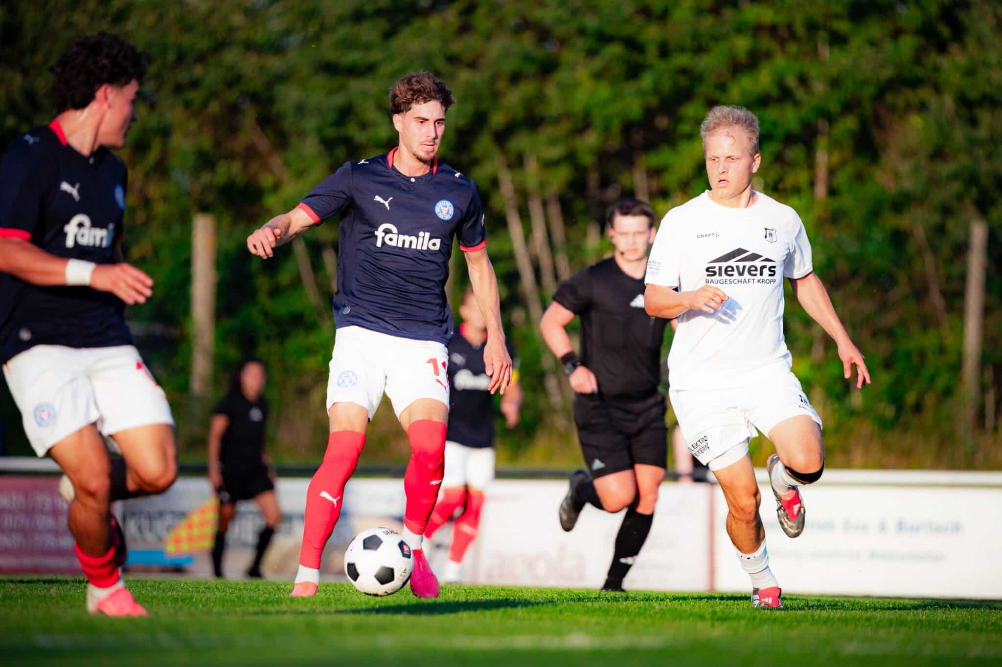Auswärtsspiel der KSV Holstein U23 vs. Eckernförder SV in der Flens Oberliga Schleswig-Holstein- Saison 2026/27