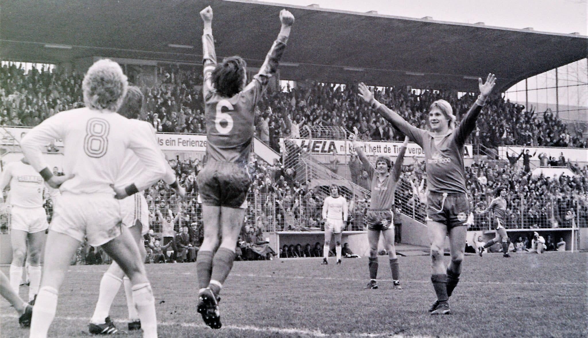 19781202 Dieter Wendland Holger Haltenhof und Harry Witt (von links) feierten 1978 den Sieg gegen den KSC