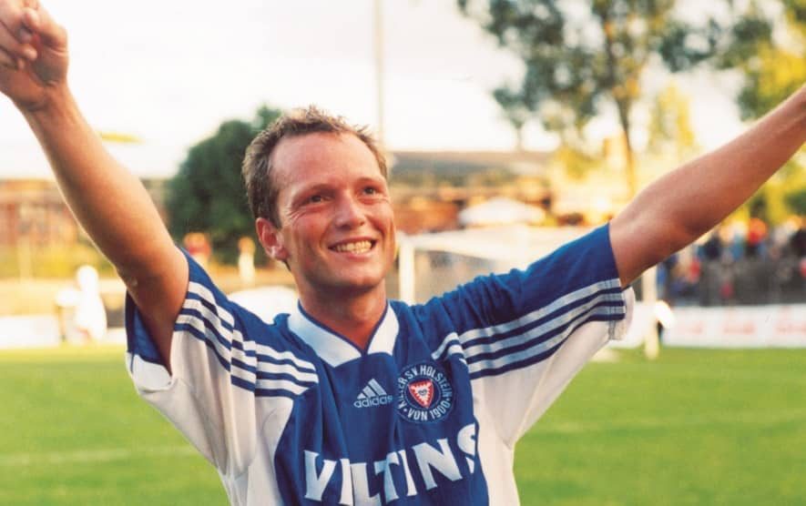 Dirk Bremser in der Saison 1999 2000 im Trikot der damals Drittklassigen KSV Holstein