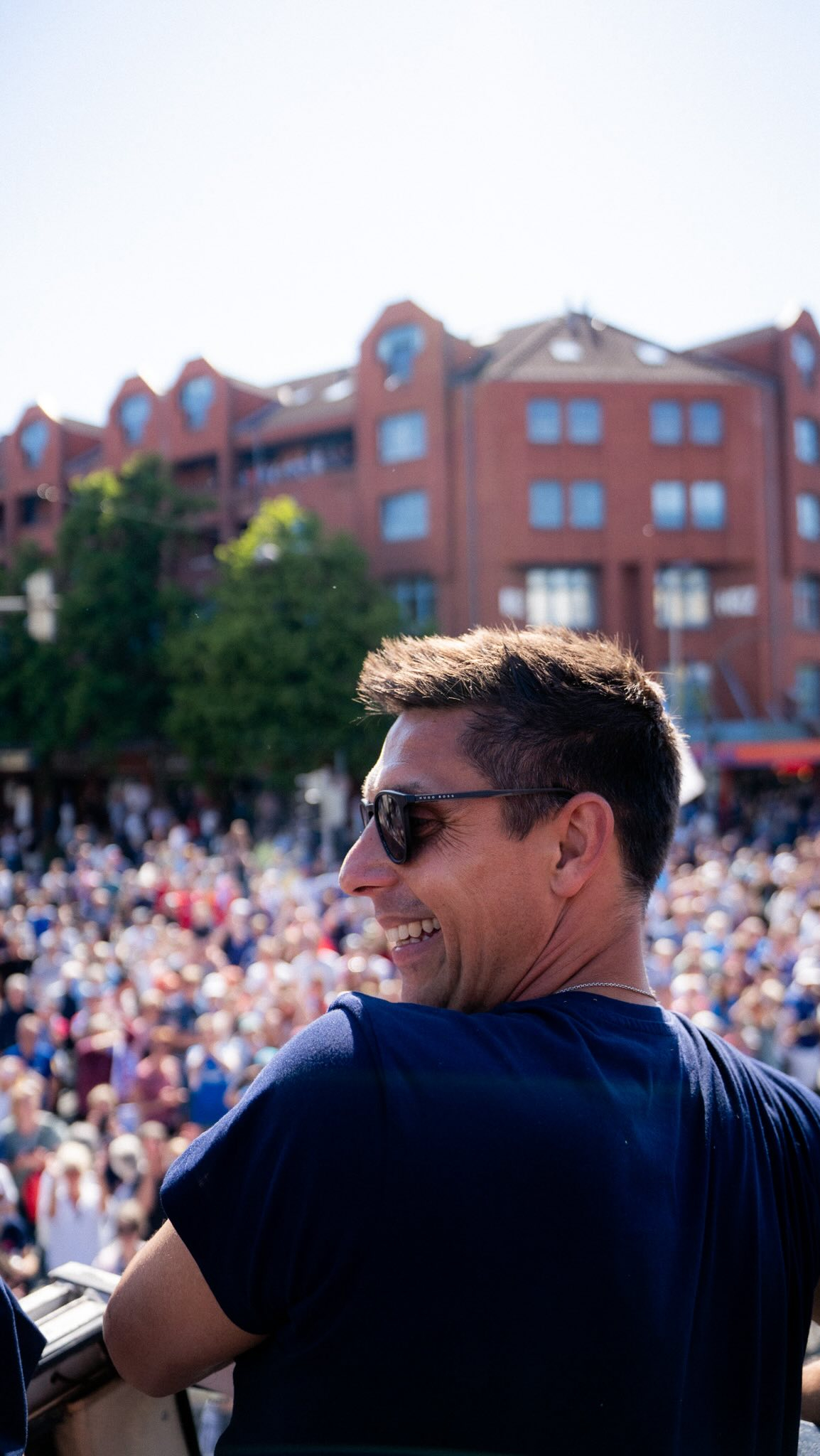 Instagram Video Thumbnail 2